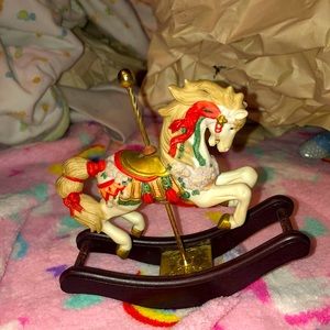1991 hand painted Left On porcelain unicorn figurine